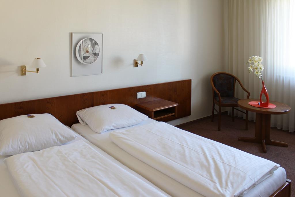 Hotel La Taverna Rosbach vor der Höhe Habitación foto